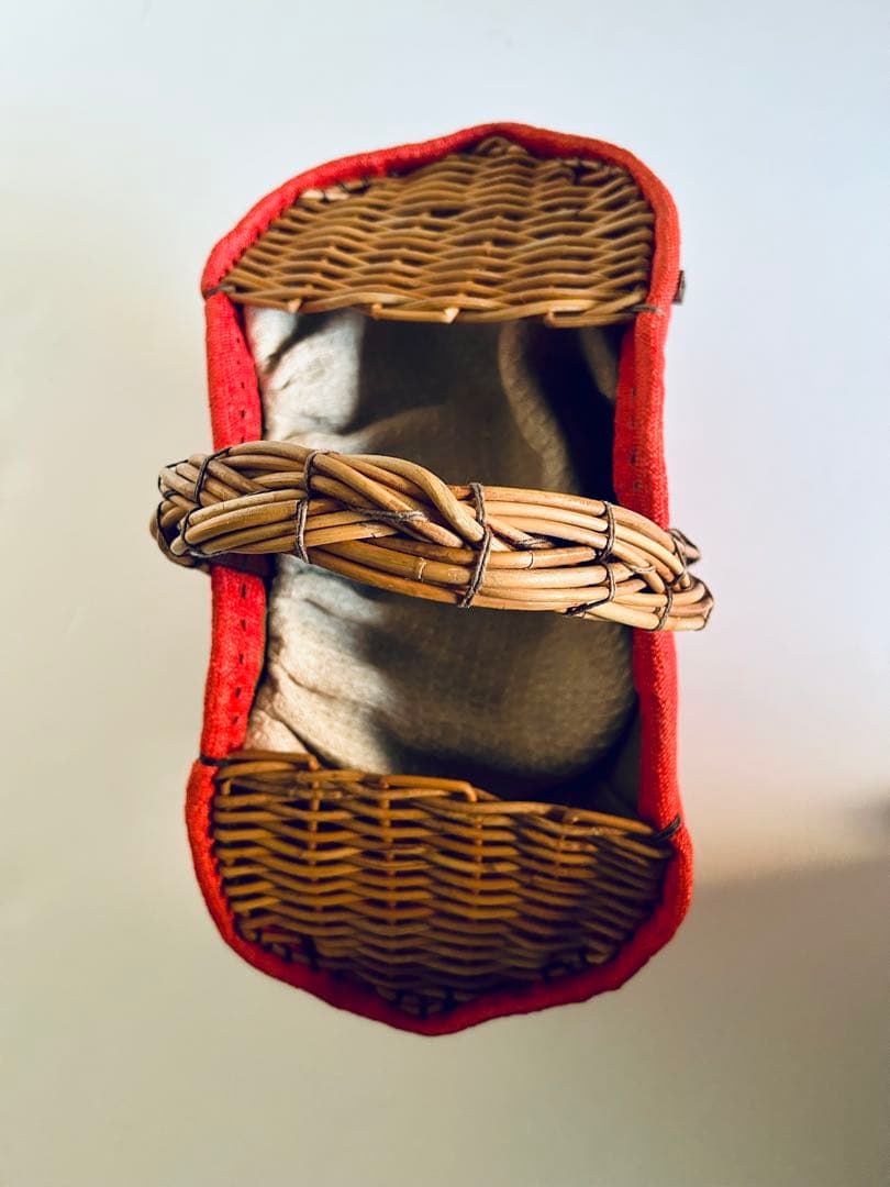 美品【エバゴスebagos】カゴバッグ赤