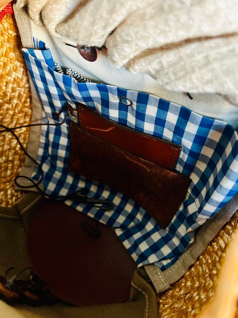 美品【エバゴスebagos】カゴバッグ赤