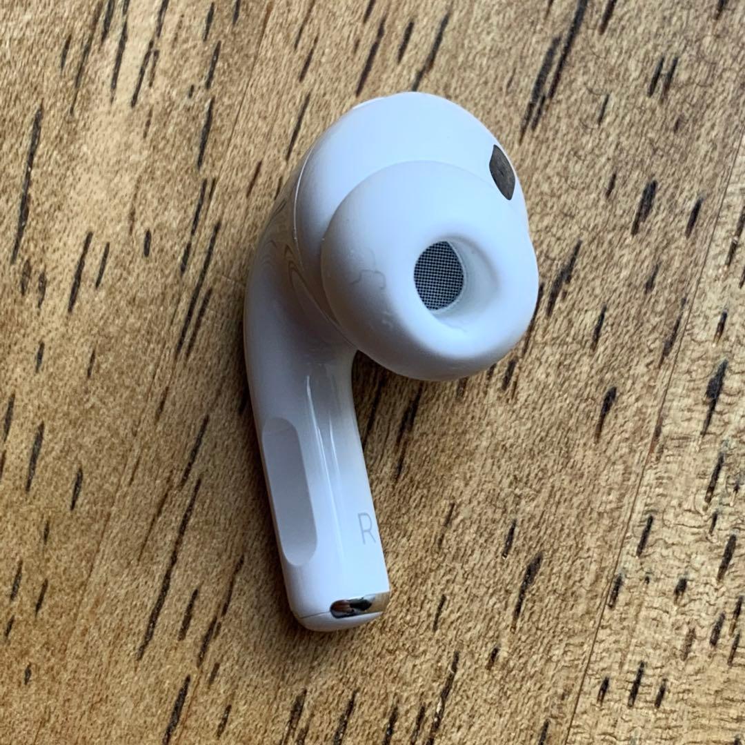 美品 AirPods Pro 第2世代 右耳 A3047右 エアーポッズ プロ