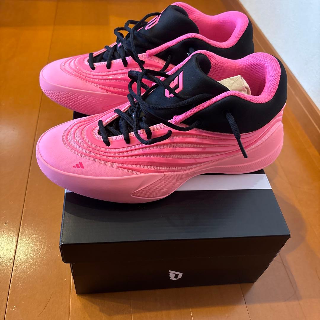 バスケットボールシューズ　adidas デイムX ピンク