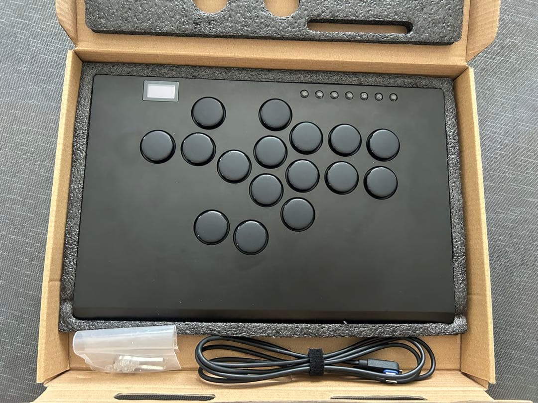 Haute42 M16 PLUS BLUCK レバーレス　アケコン