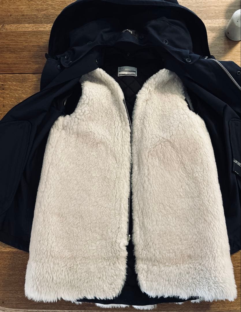 THE RERACSフリース裏地付きブラックネイビーコート