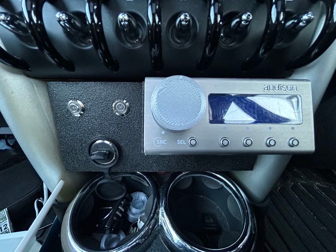 audison bit one デジタルオーディオプロセッサー