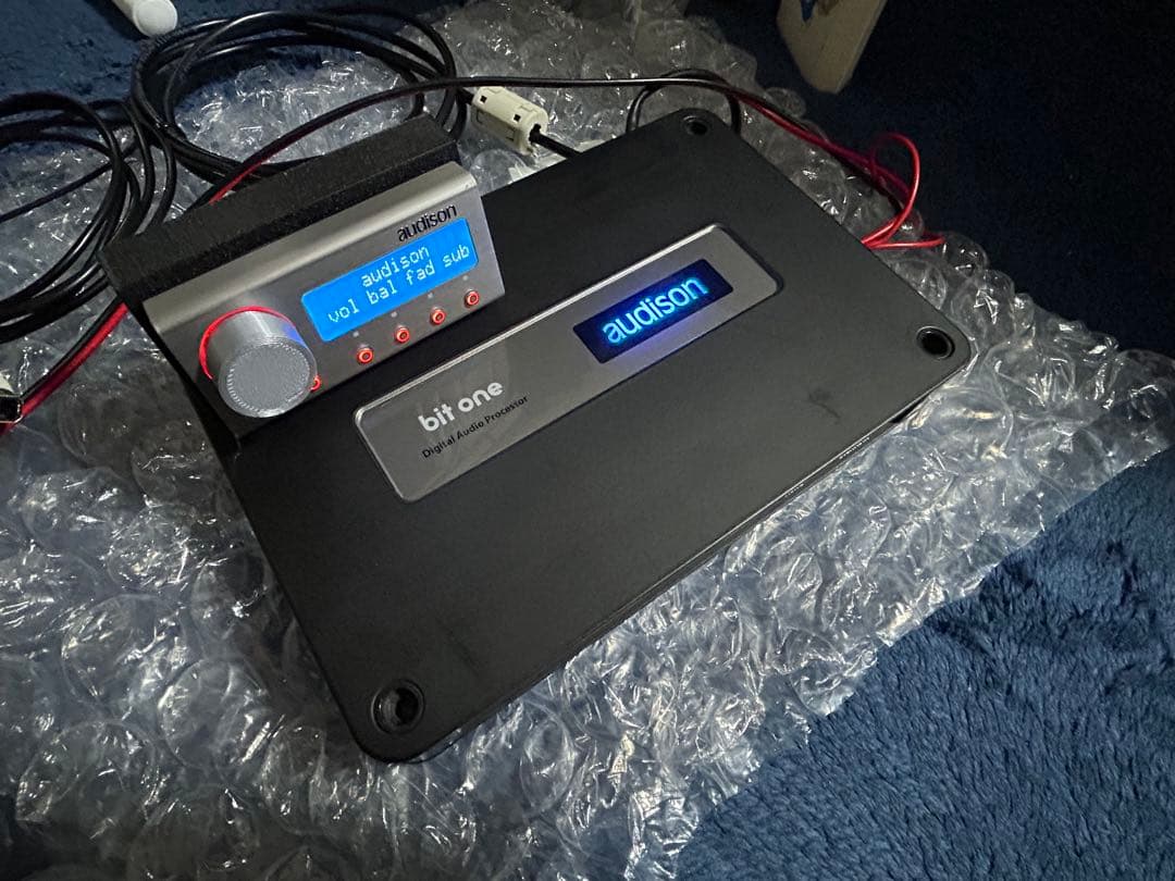 audison bit one デジタルオーディオプロセッサー