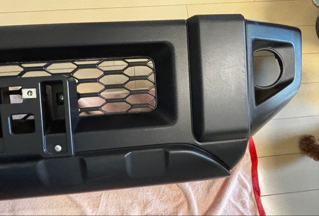 スズキ　ジムニー純正フロントバンパー ブラック JB64