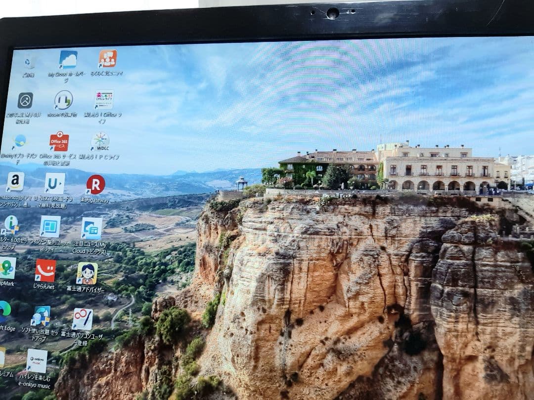 FUJITSU　FMVF77XDB　ESPRIMO FH77/XD win10