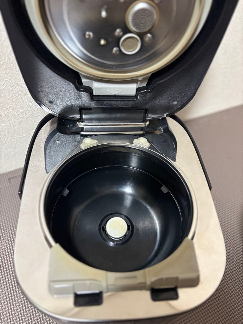 Panasonic 炊飯器 SR-JX058 3合炊き　2019年製