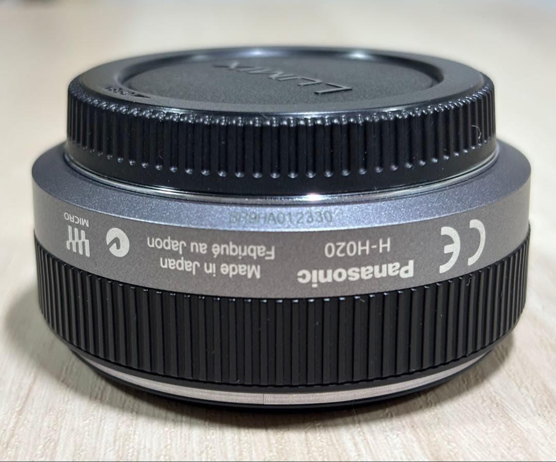 LUMIX 20mm f/1.7 レンズ 本体と付属品