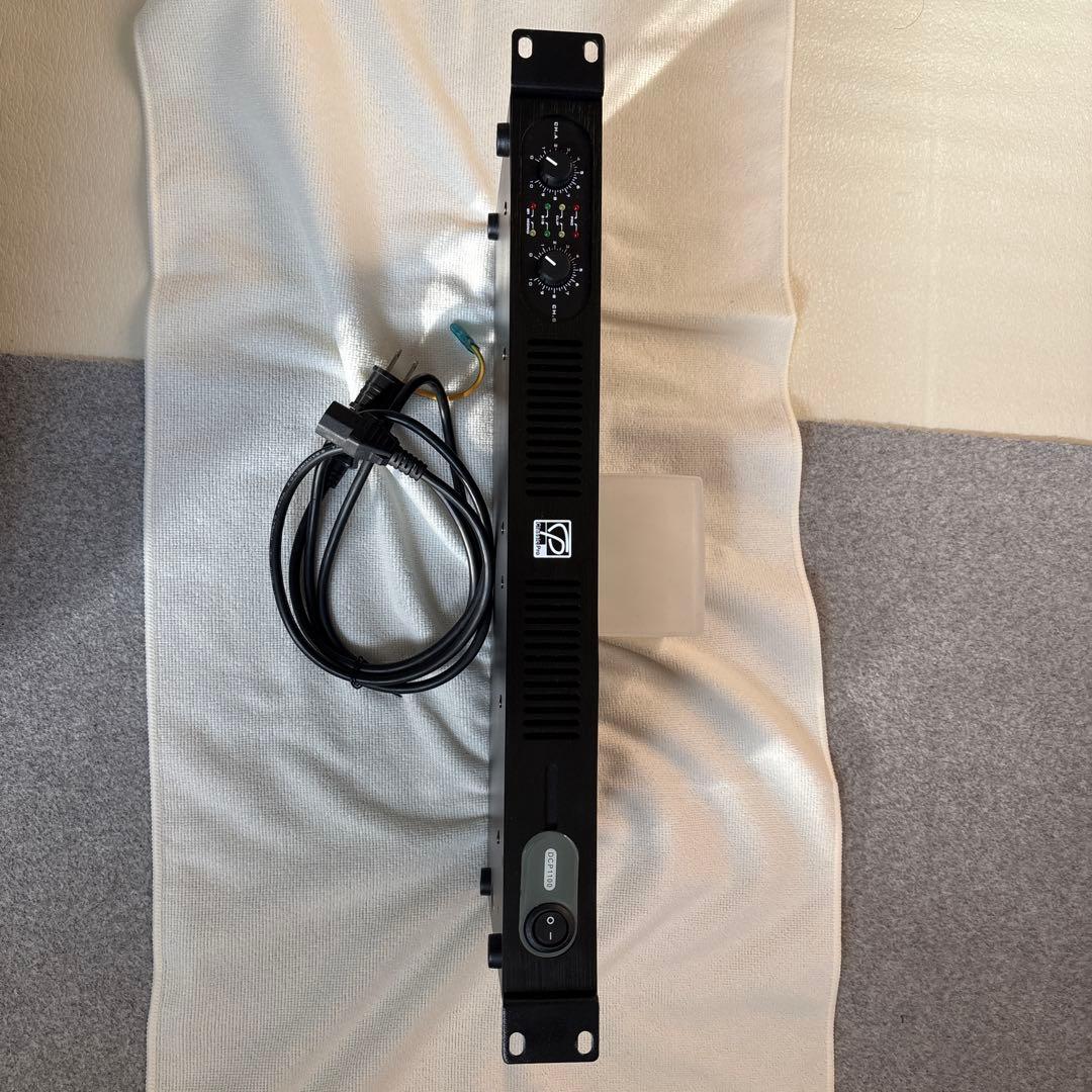 CLASSIC PRO DCP1100 パワーアンプ