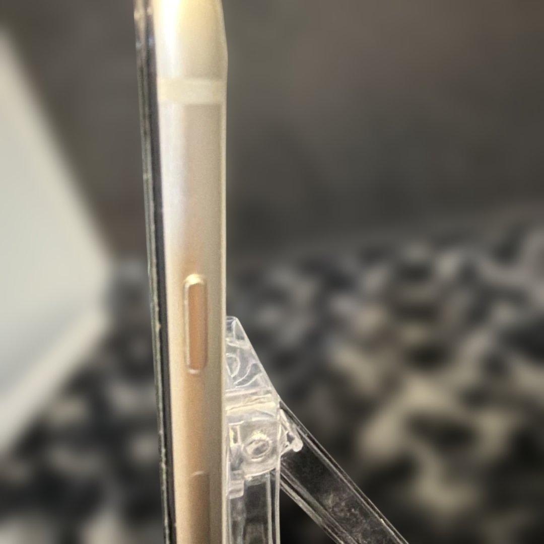 Apple iPhoneSE 第3世代 128GB 本体