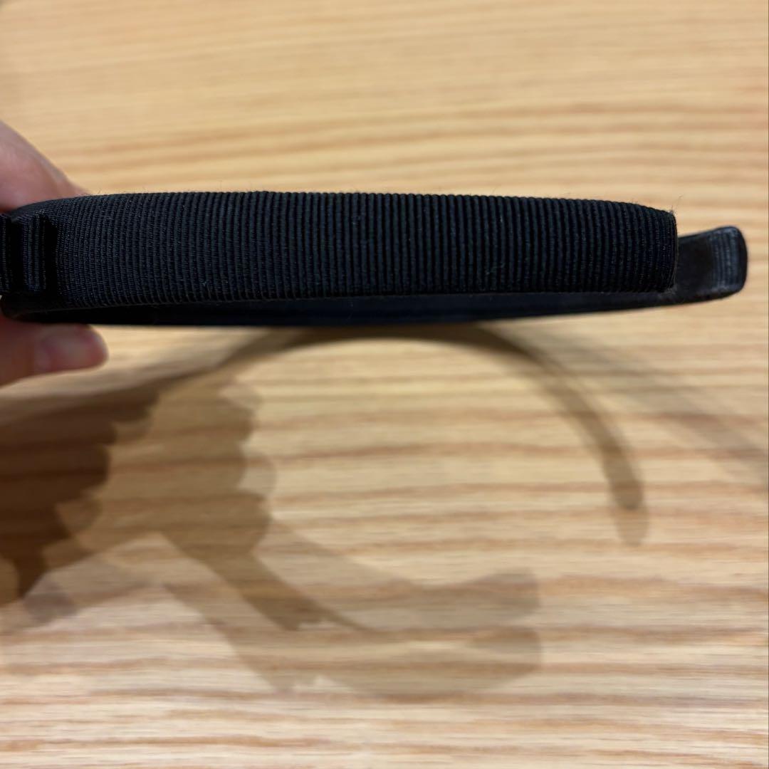 【Hi♡】Ferragamo カチューシャ　ブラック×シルバー