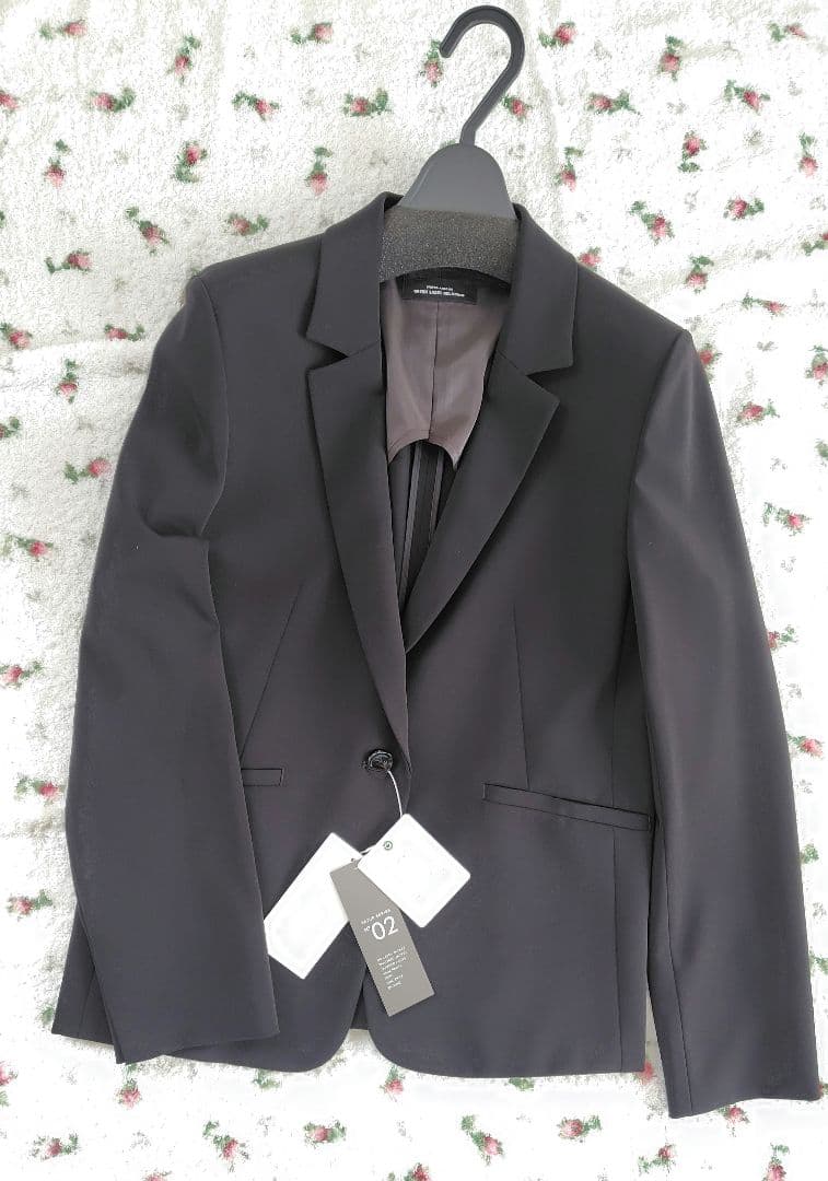 【タグ付】ジャケット　試着のみ　黒　サイズ40 グリーンレーベルリラクシング