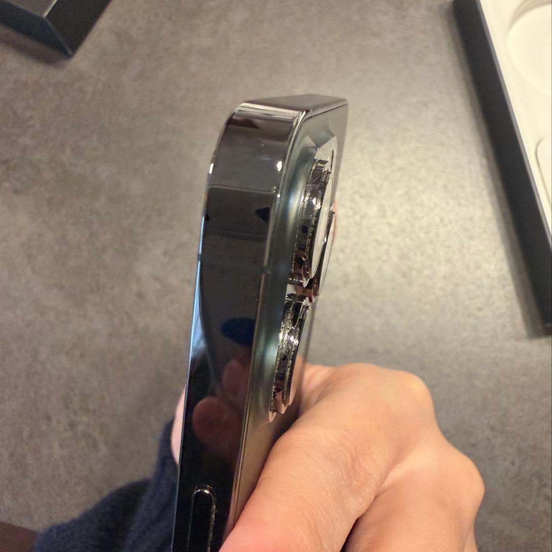 Apple iPhone 13 Pro 256GB グラファイト　SIMフリー