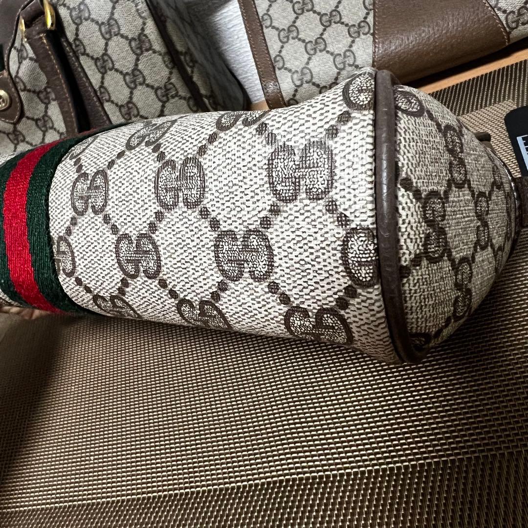 オールドグッチGUCCI ヴィンテージ　GGキャンバスクラッチバッグ　ファスナー