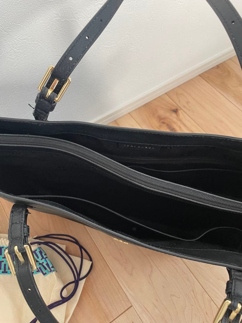 TORY BURCH 黒 ビジネスバッグ 収納袋付き A4対応