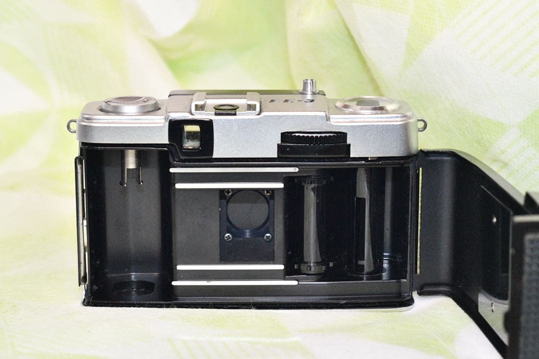 《動作品》OLYMPUS EE-3 【美品】 a361