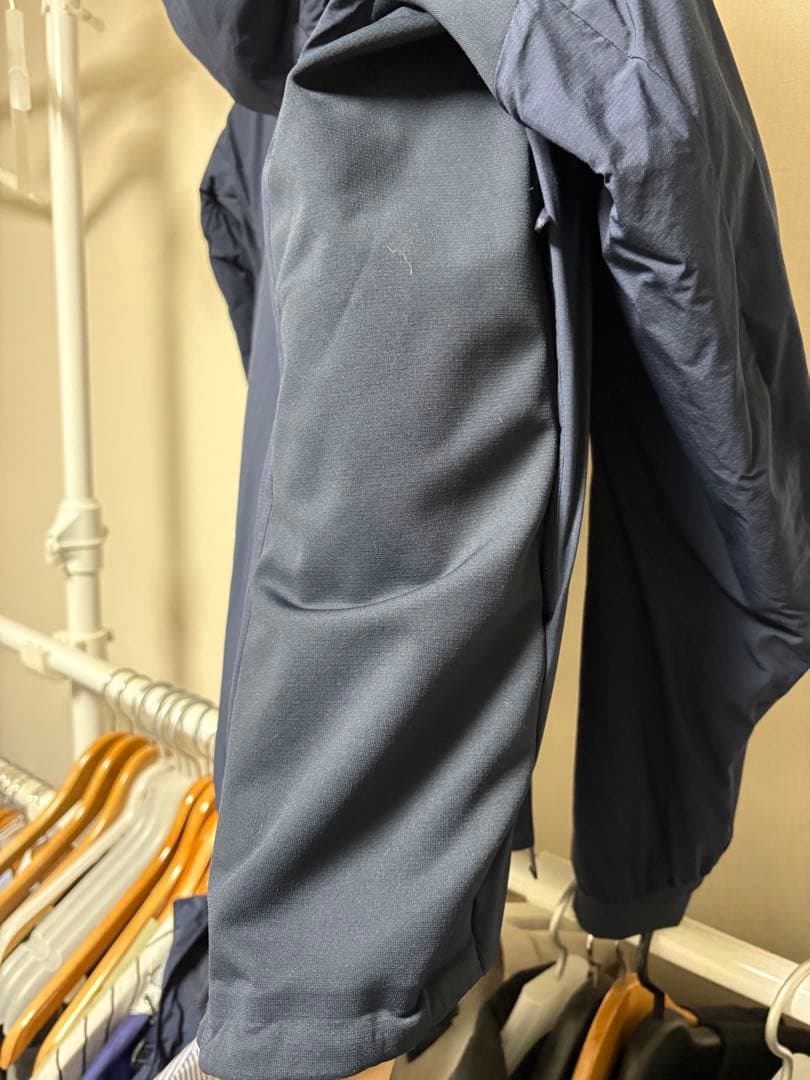 【美品】ARC’TERYX アークテリクス　ATOM LT HOODY Mサイズ