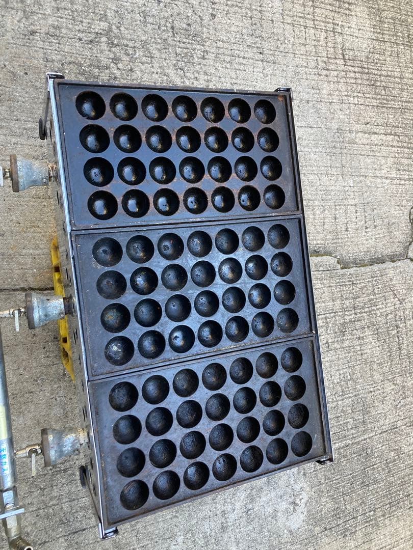 たこ焼き屋 天然ガス式 28個X3連84個と18個X3連54個のプレート付き