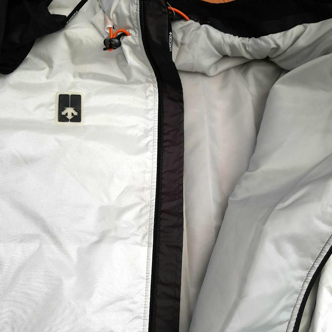 新品タグ付き DESCENTE ナイロン セットアップ 税抜き21,800円
