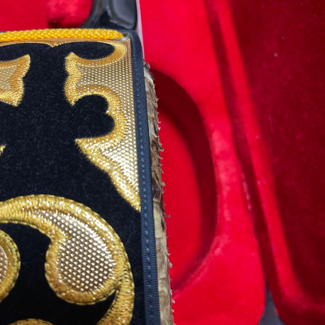 蛇皮沖縄三線　ハードケース付き