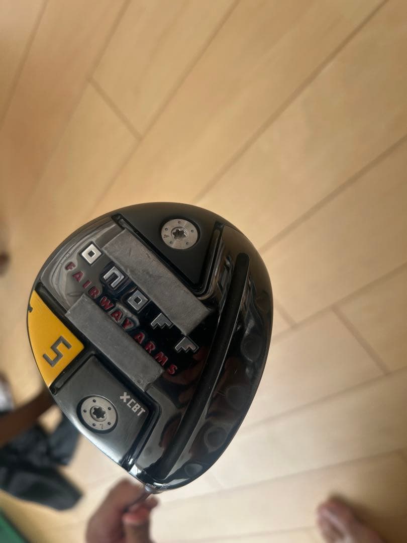 ONOFF KURO 2022フェアウェイウッド 5W 18度 ヘッドカバー付
