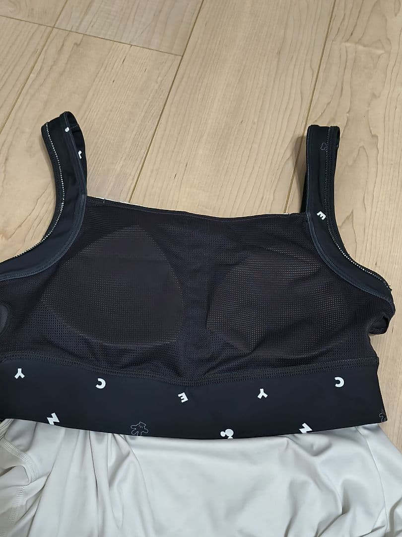 L AVA ディズニー ミッキーマウス ヨガウェアセット　Мサイズ