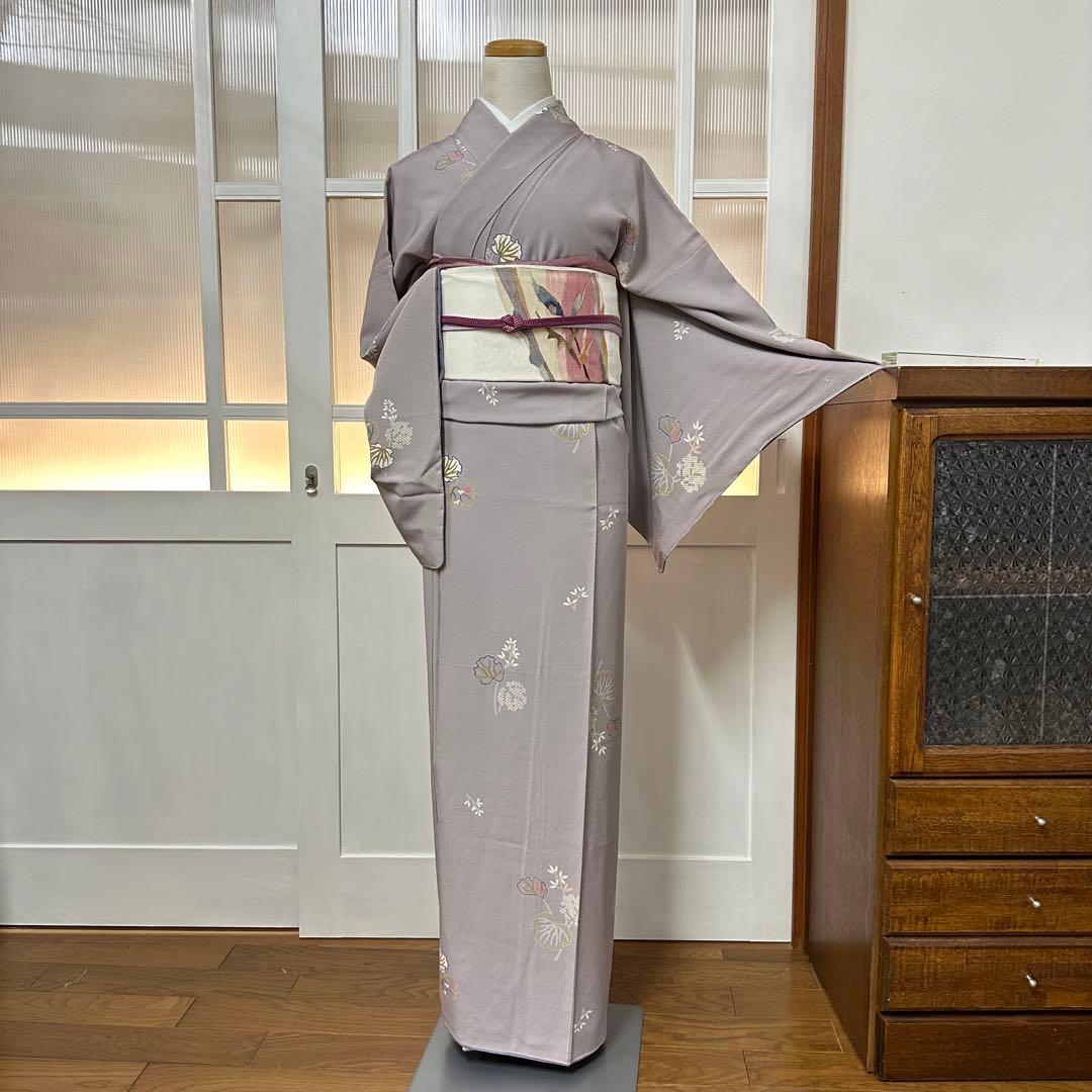 く*る様 小紋　袷　正絹　草木模様　飛び柄　藤鼠色　身丈170裄72トールサイズ