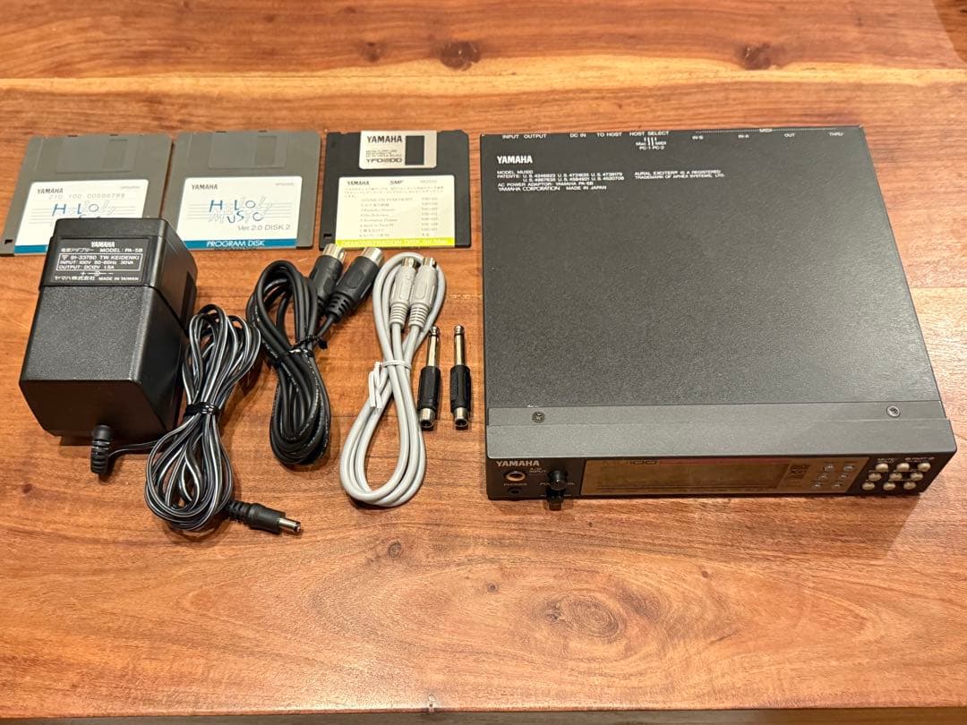 YAMAHA MU100 ヤマハ　音源モジュール　ハードウェア音源