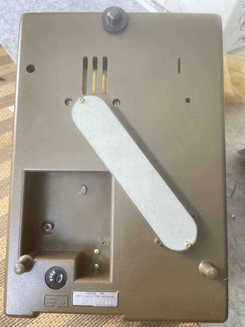 プロジェクター本体 ベージュ