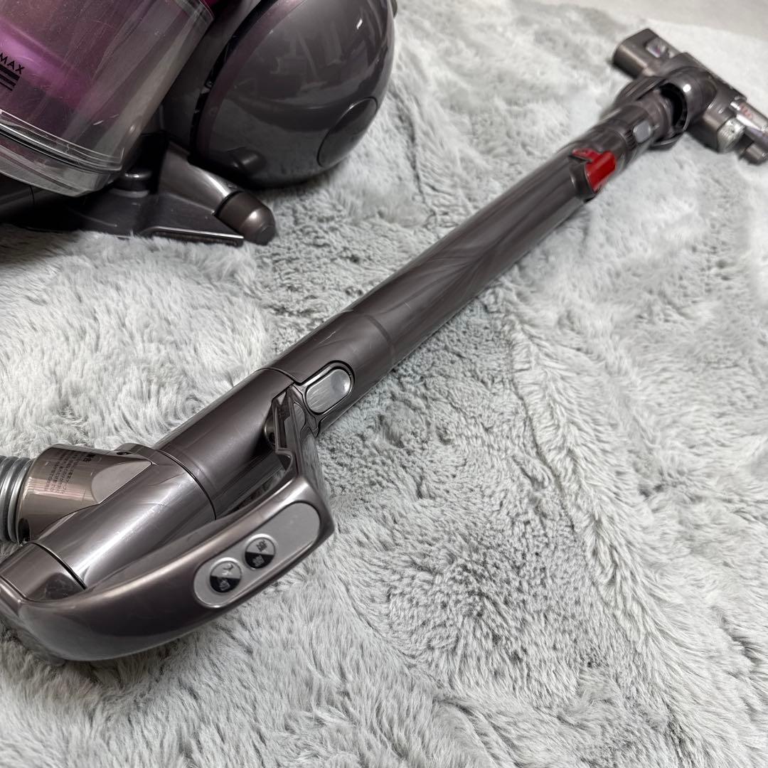 Dyson キャニスター掃除機 本体　DC36
