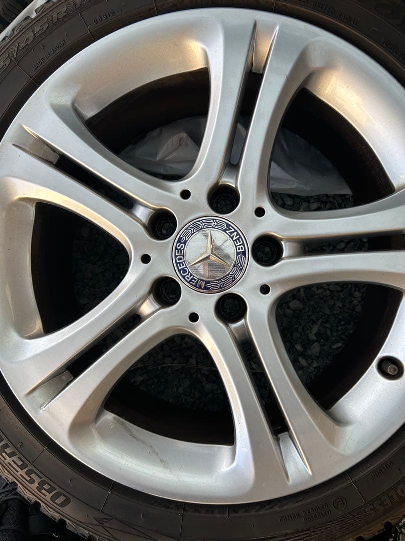 ベンツw176 A180 17㌅225/45 R17 4本セット　スタッドレス