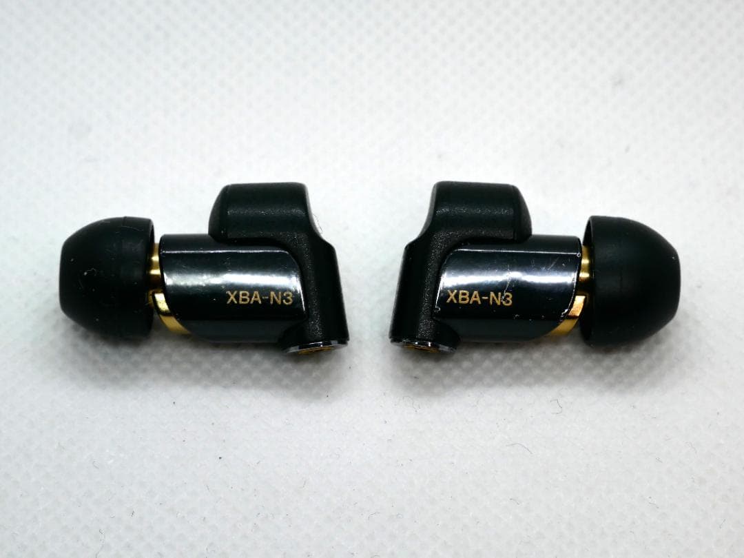 SONY　XBA-N3　１DD＋１BA　2.5mmバランスケーブル付き