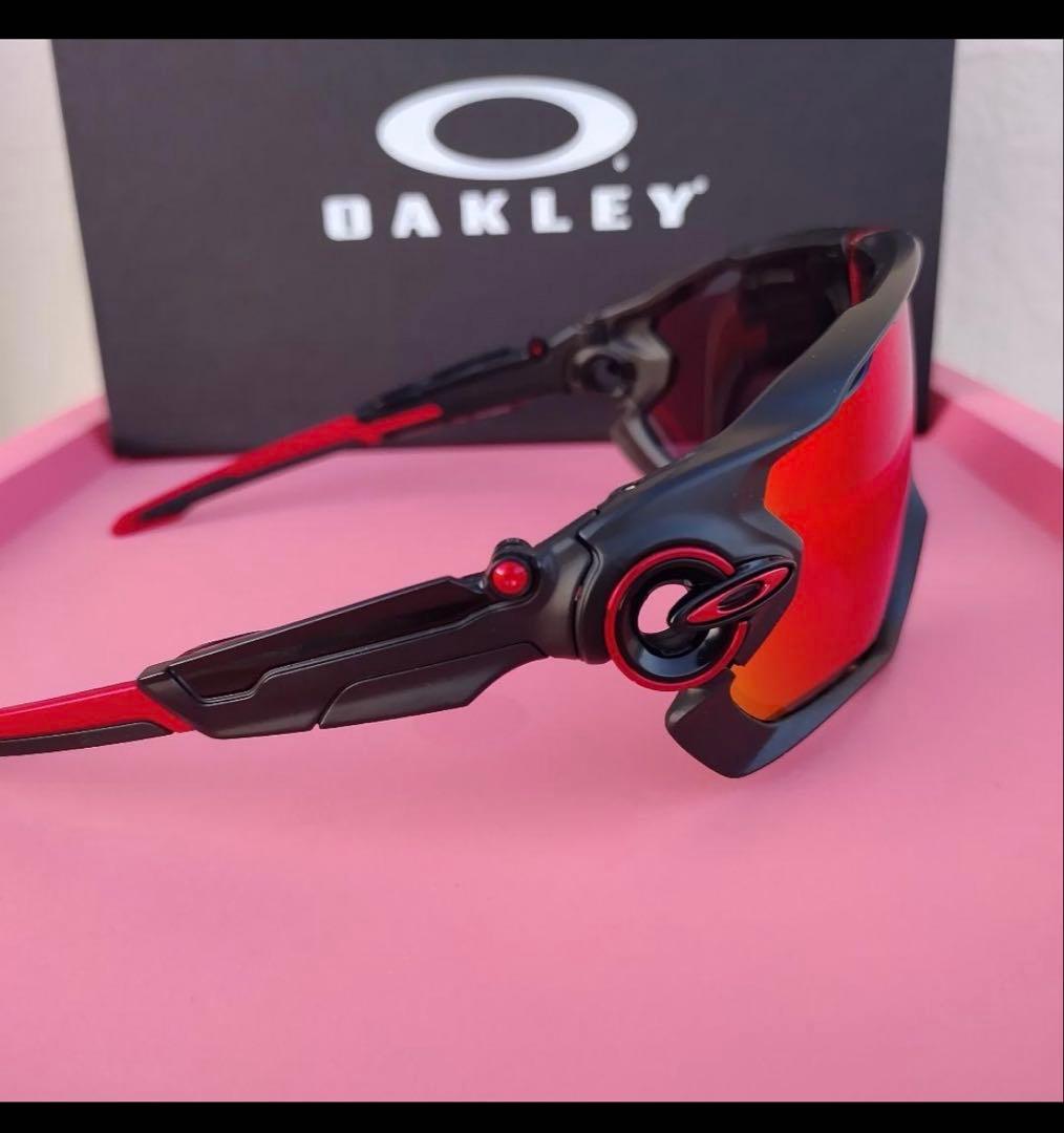 オークリーサングラス【ジョウブレイカー】