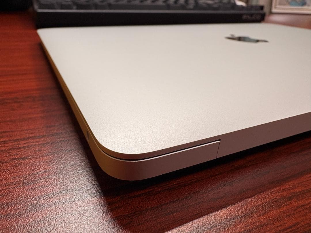 MacBook本体 MacBook Air 2020 16GB/512GB