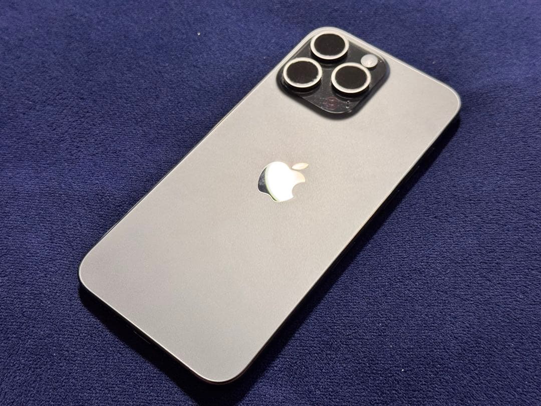 iPhone15ProMax ブラックチタニウム 純正フレーム 背面ガラス