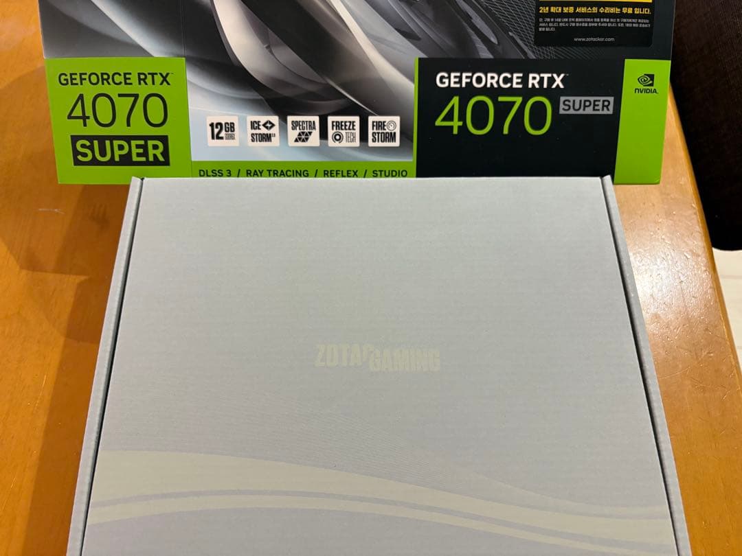 4/5までオマケ有【美品】ZOTAC GAMING RTX 4070 SUPER