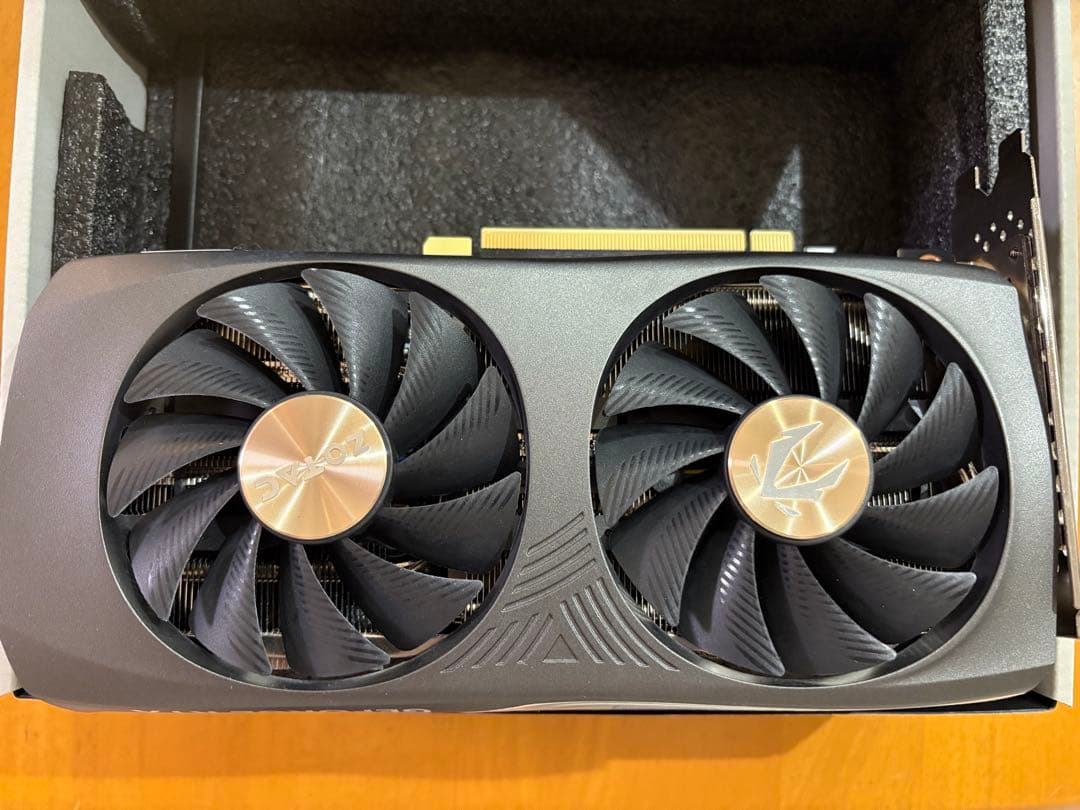 4/5までオマケ有【美品】ZOTAC GAMING RTX 4070 SUPER