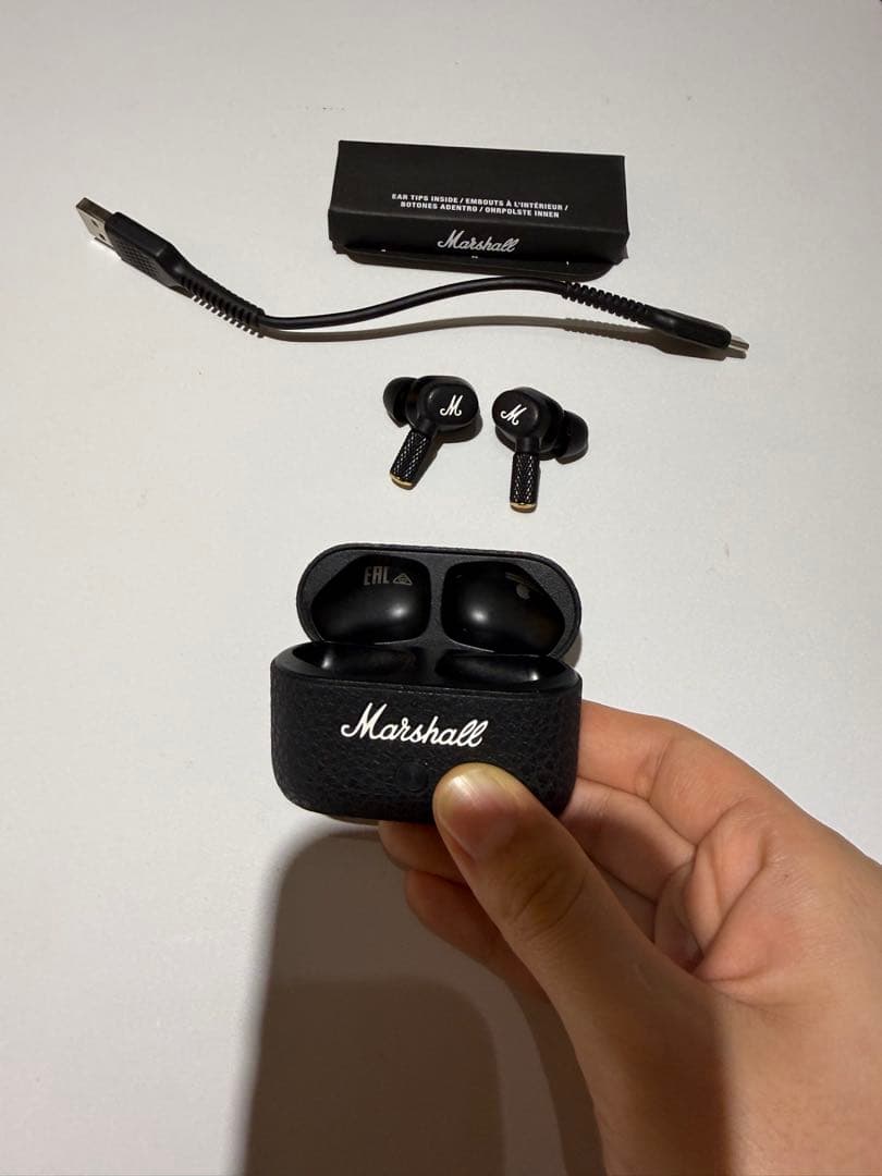 Marshall ワイヤレスイヤホン 中古