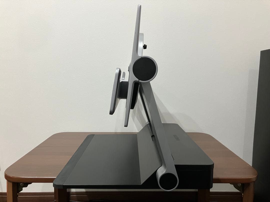 Wacom Ergo Stand　cintiq pro 24