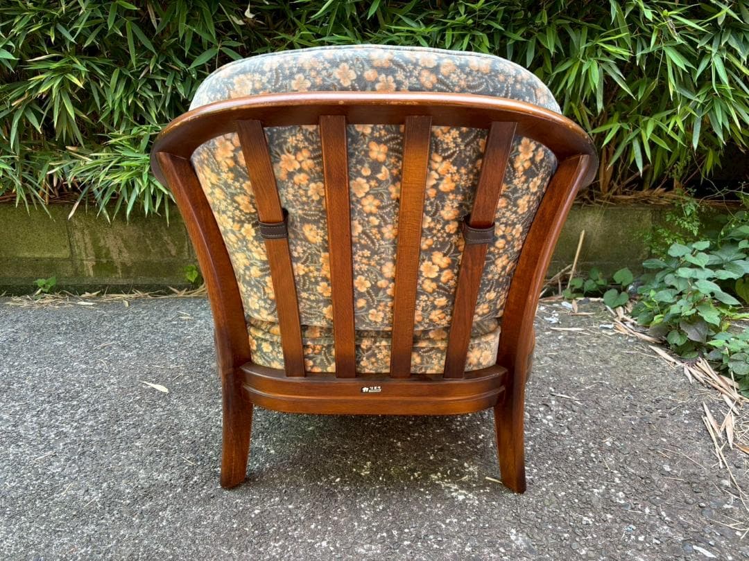 ②　karimoku　カリモク　コロニアル　アームチェア　ソファ　ヴィンテージ