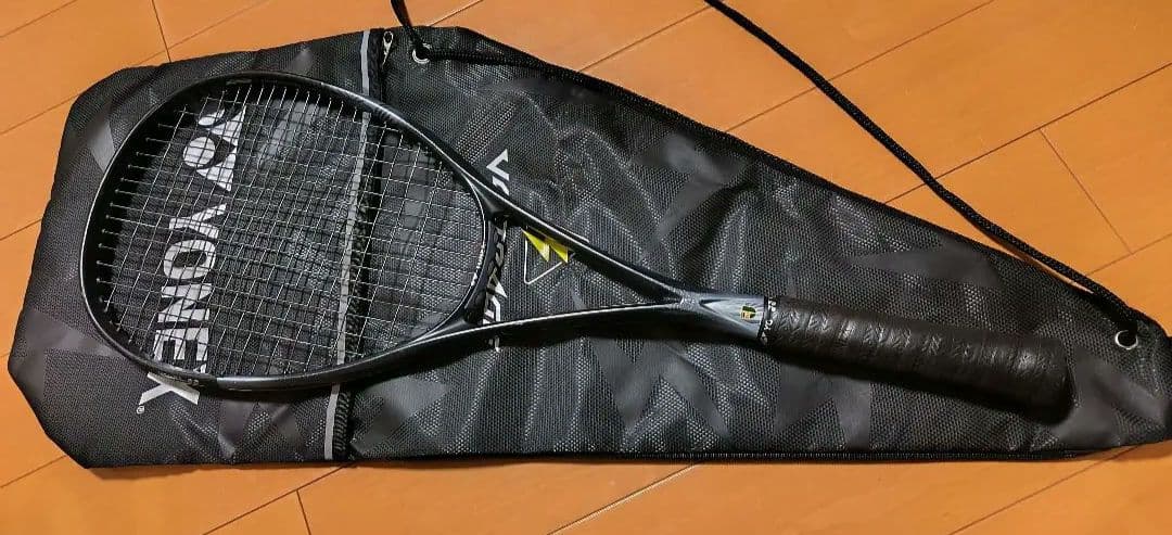 YONEX ソフトテニスラケット ボルトレイジ8V　専用ケース付
