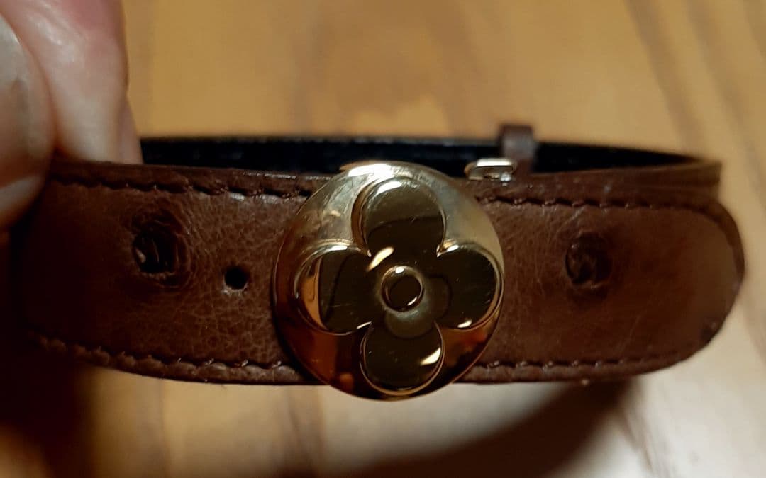 ルイヴィトン ブラウンレザーバングル グッドラック