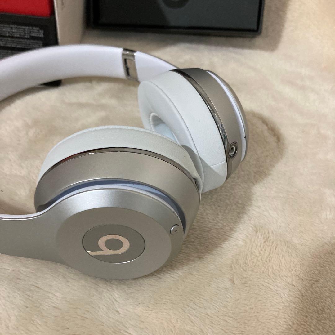 34)未使用beats solo3 wireless 特別版シルバー