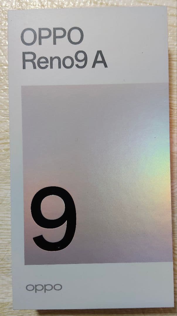 OPPO Reno9 ムーンホワイト