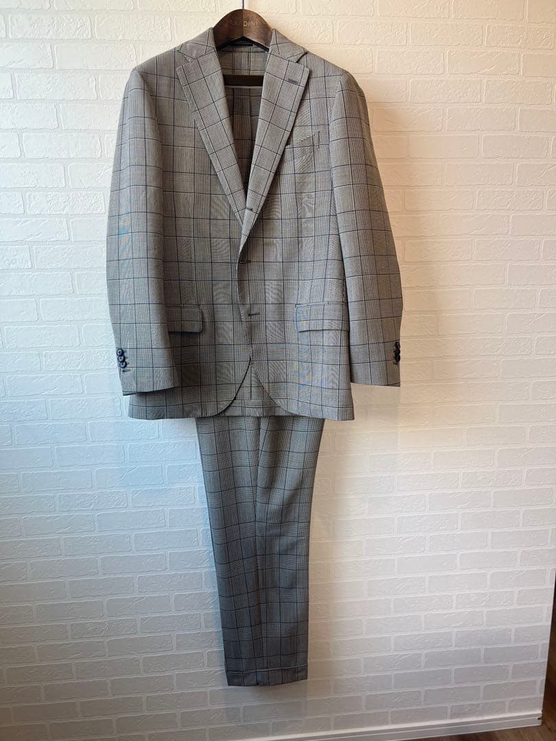 【極美品23万】 LARDINI ラルディーニ 3ピース スーツ 48