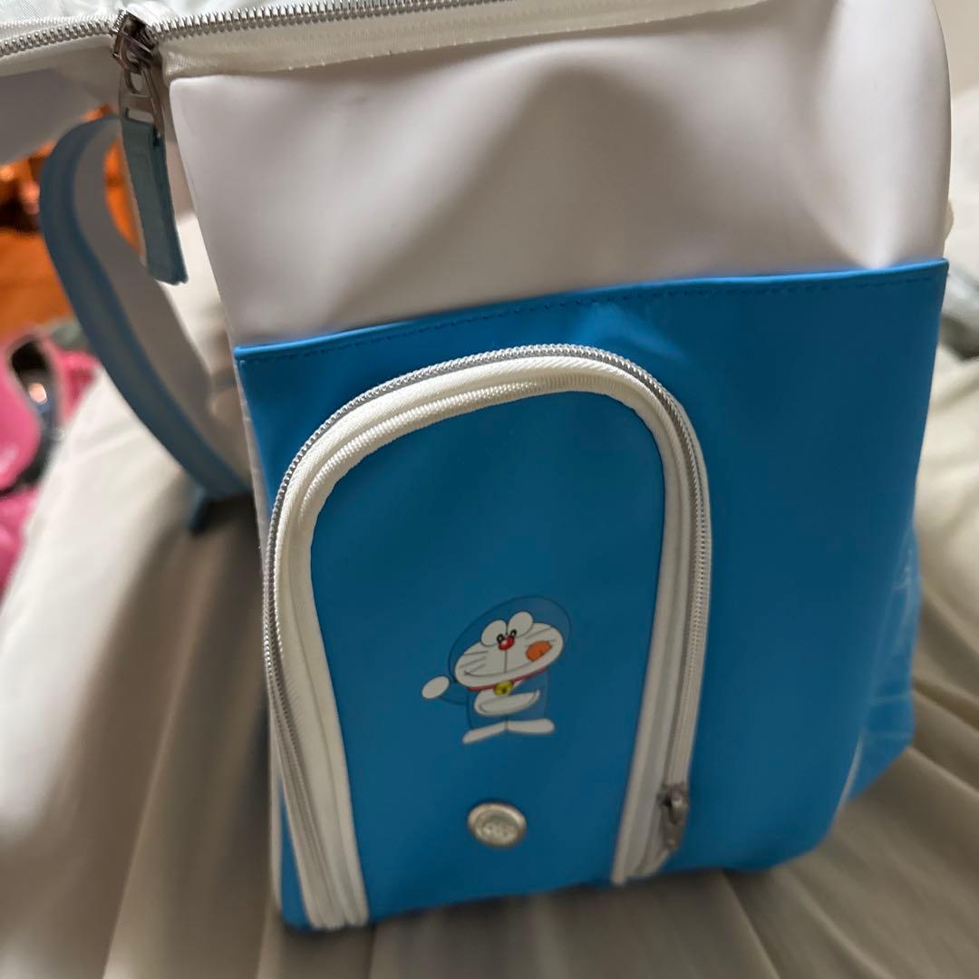 Victor バドミントンラケットバック　ドラえもんコラボ