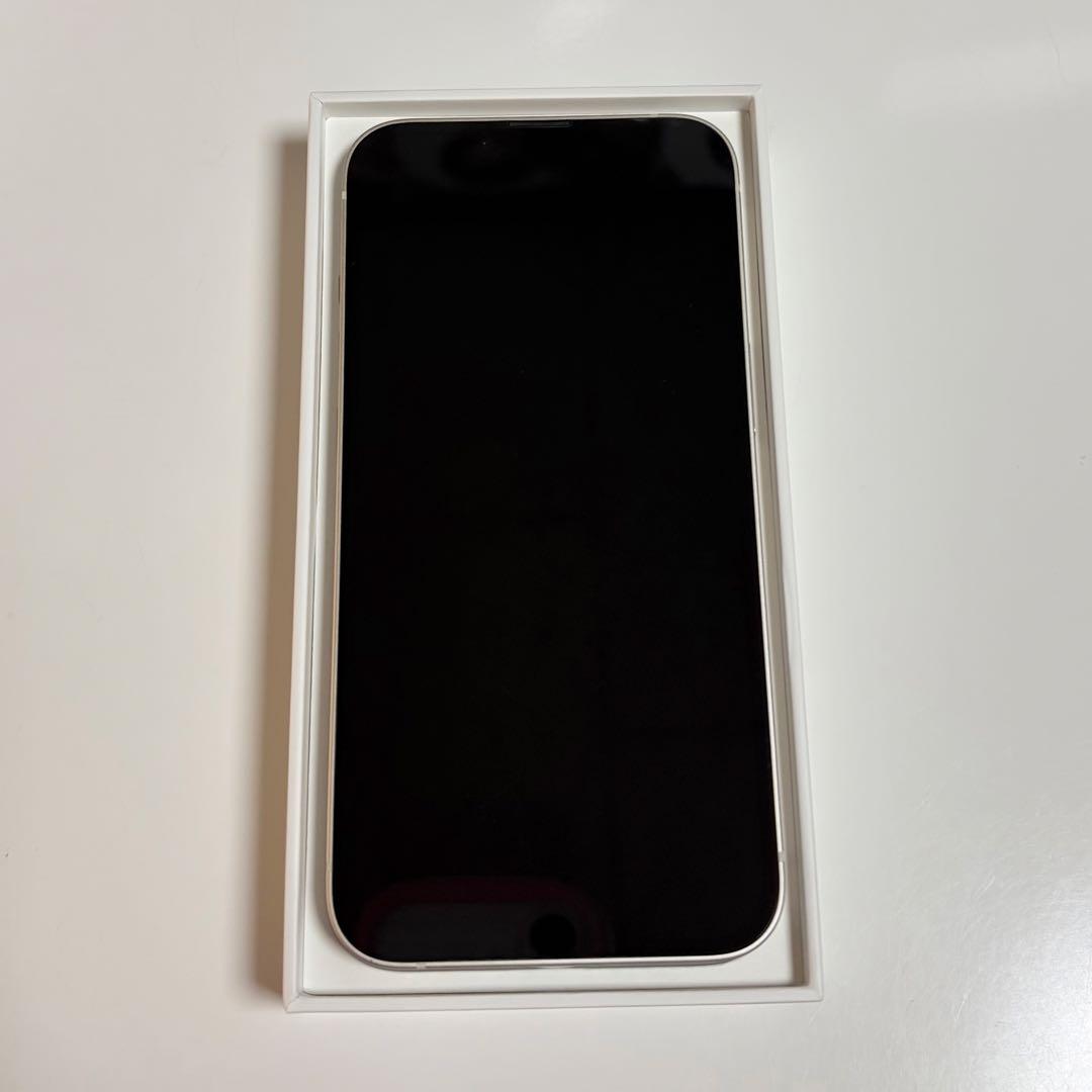 iPhone13本体 256GB ホワイト（スターライト）