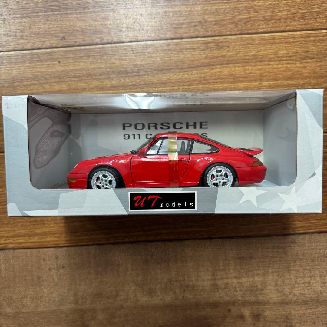 未使用品　レア！UTモデルズ 1/18 ポルシェ911カレラRS 赤