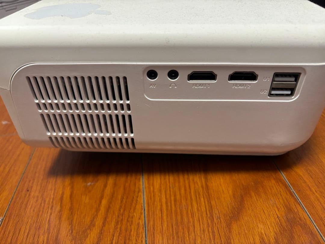 ONAOYO 1080P Video Projector 本体