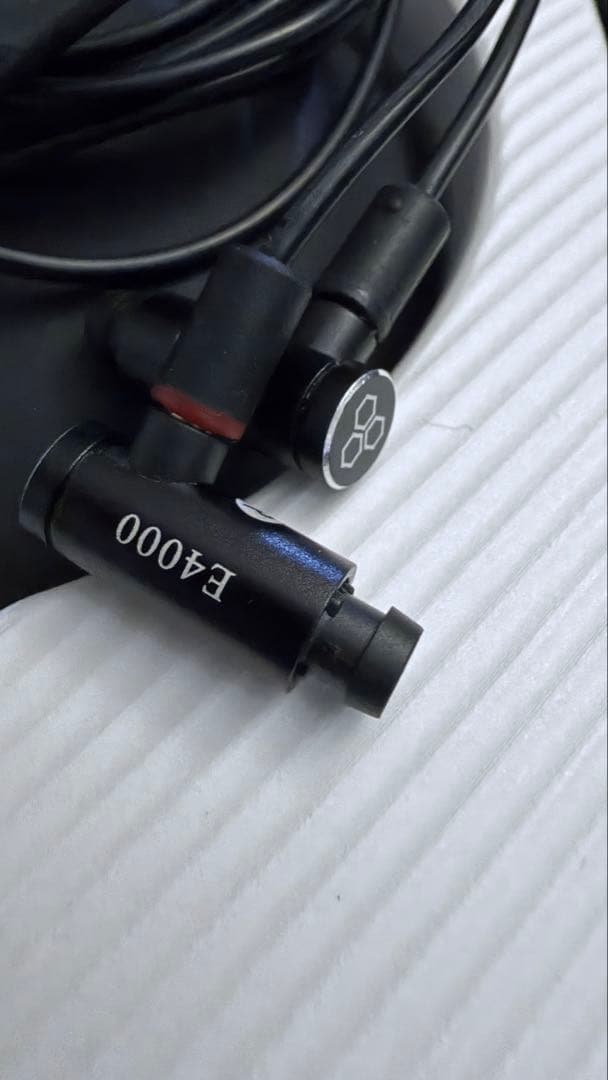 final E4000 有線イヤホン